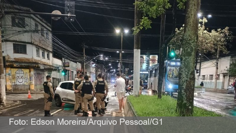 Mulher fica em estado grave após ser atropelada na avenida Rio Branco, em Juiz de Fora