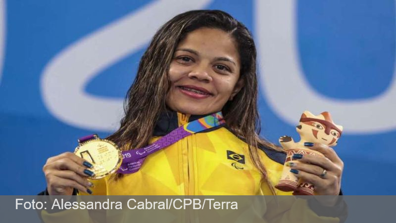 Joana Neves, medalhista paralímpica na natação, morre aos 37 anos