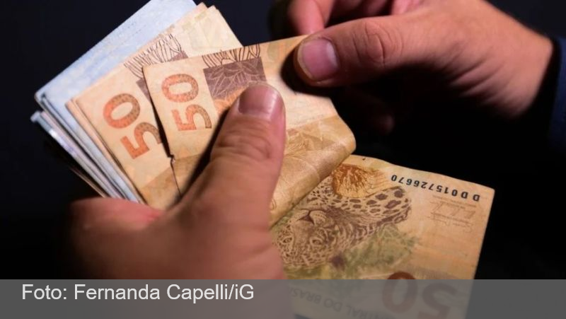 Salário mínimo será de R$ 1.212 em 2022, indicam membros do governo