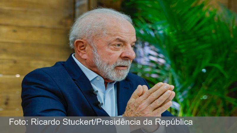 Lula sanciona reajuste para servidores da Câmara, Senado e TCU, e veta valores acima do teto constitucional